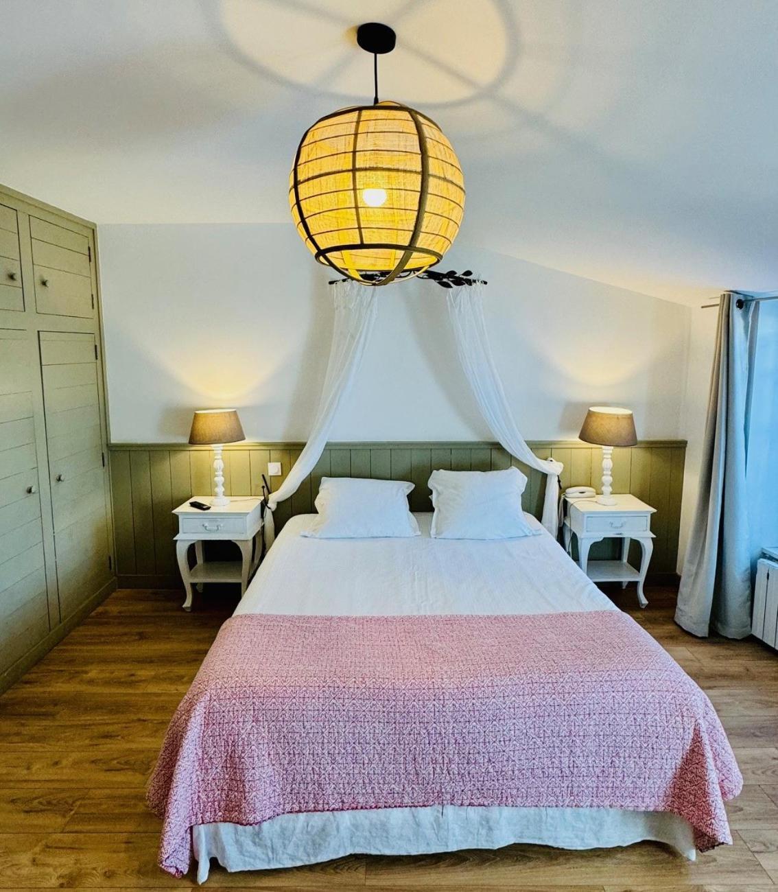 Hotel L'Ocean Le Bois-Plage-en-Re Ngoại thất bức ảnh